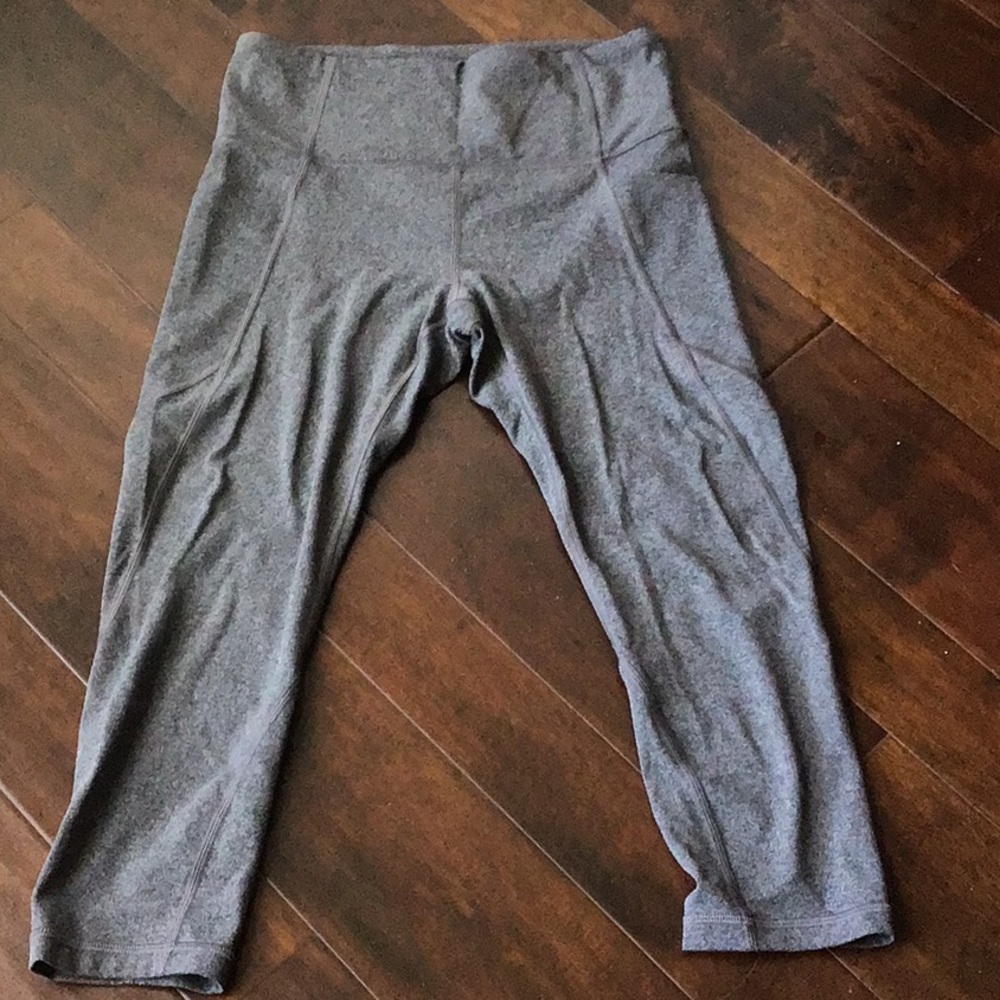 Athleta Capri Length Leggings